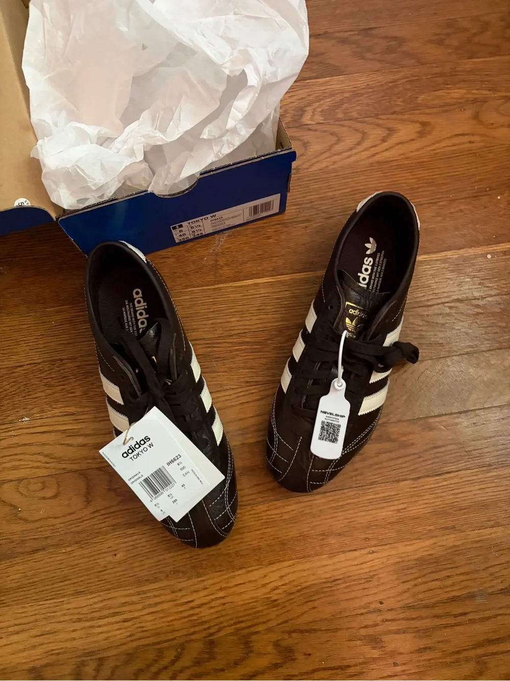 adidas completely unworn